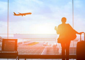 Preço da passagem aérea nacional cai 17,73%; aproveite para viajar