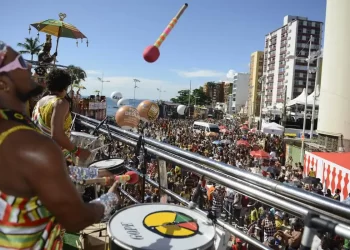 Carnaval 2024: cidades para se jogar na folia