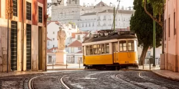 Lisboa é o destino no exterior mais buscado pelos brasileiros